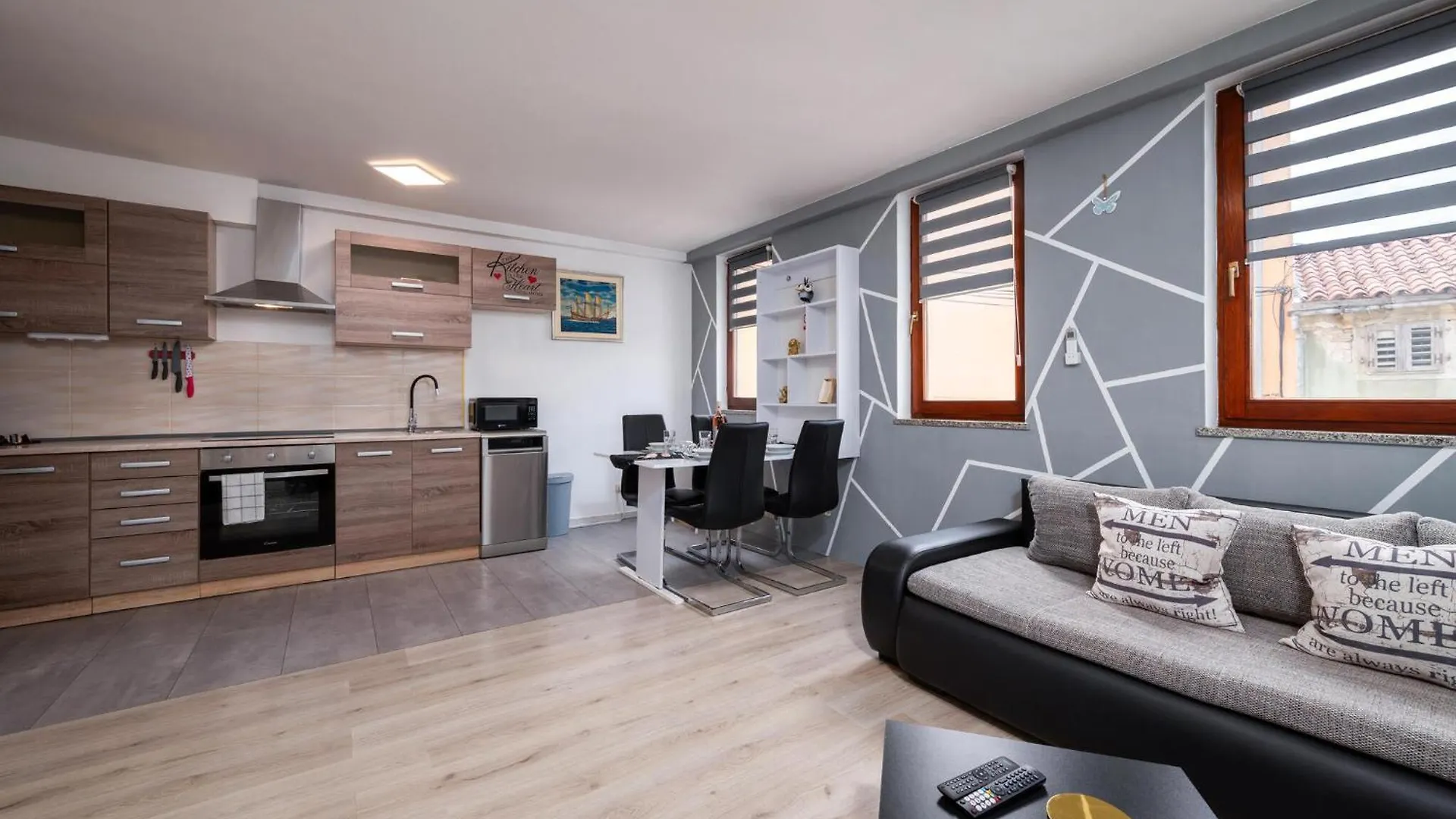 2 Bedroom Gorgeous Apartment In Pula 0*,  Kroatië