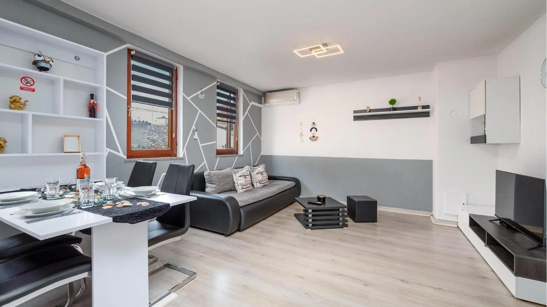 2 Bedroom Gorgeous Apartment In Pula